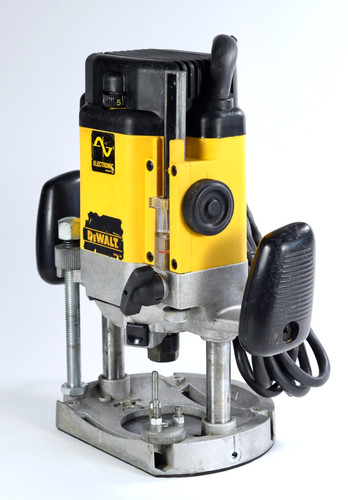 Dewalt dw625 electronic plunge - electronic,